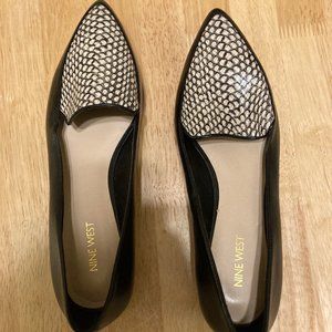 Nine West black and snakeskin pointy-toed smoking/ballet flats - 9.5M